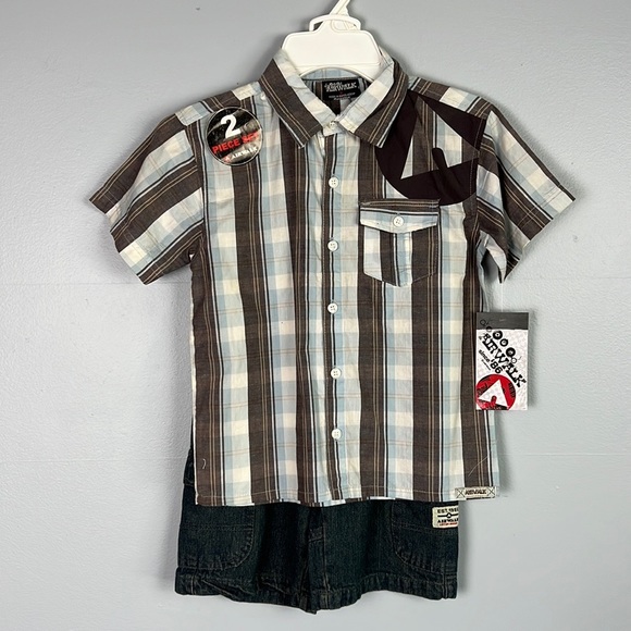 AIRWALK Boys 2 piece outfit - button down shirt & adjustable waste denim shorts - Picture 16 of 16